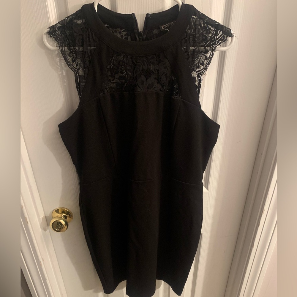 Express lace dress